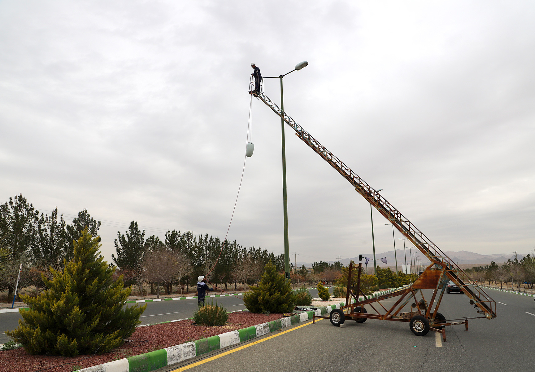 صرفه‌جویی قابل توجه در مصرف انرژی با اجرای طرح نوسازی روشنایی پردیس دانشگاه بیرجند